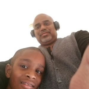 Meet your Posher, Christopher